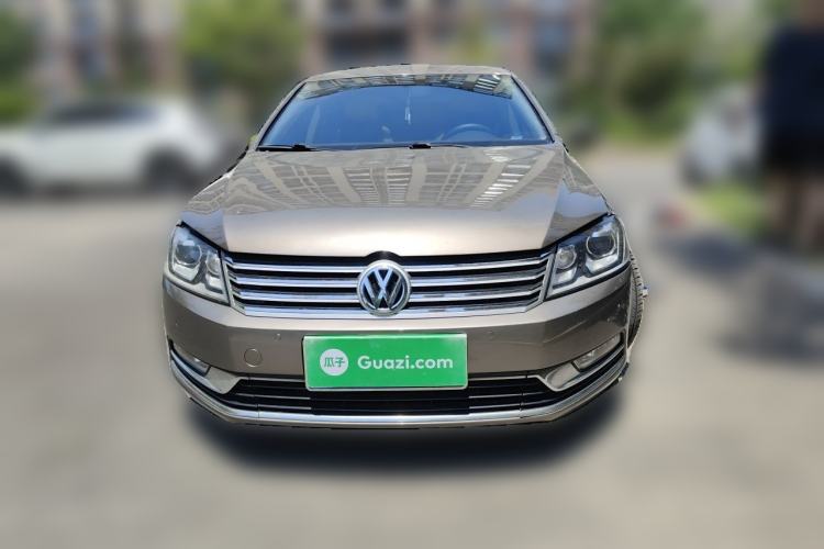 Used Volkswagen Magotan 2012 Revised Version 1.8TSI Leading Edition Front