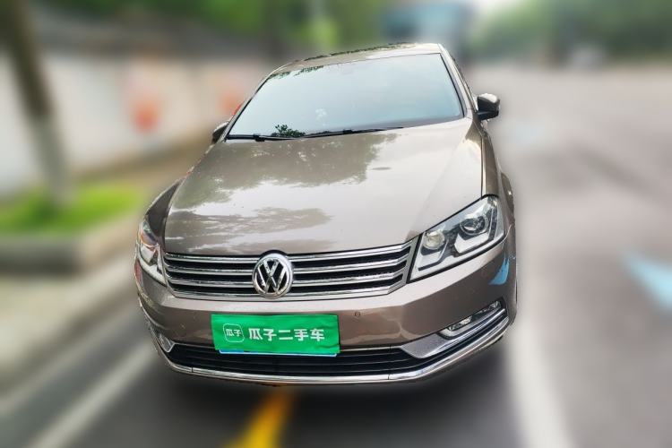 Used Volkswagen Magotan 2012 Revised 1.8TSI Luxury Version Front