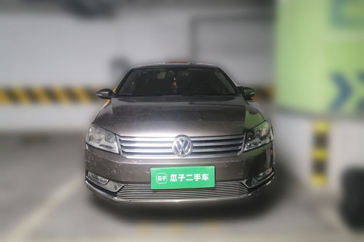 Used Volkswagen Magotan 2012 Revised Version 1.8TSI Leading Edition Front