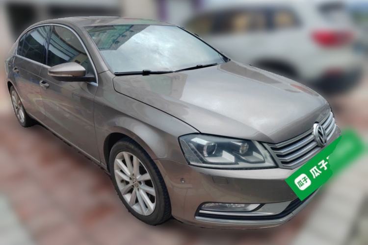 Used Volkswagen Magotan 2012 1.8TSI Prestige Model Front Right 45 Deg