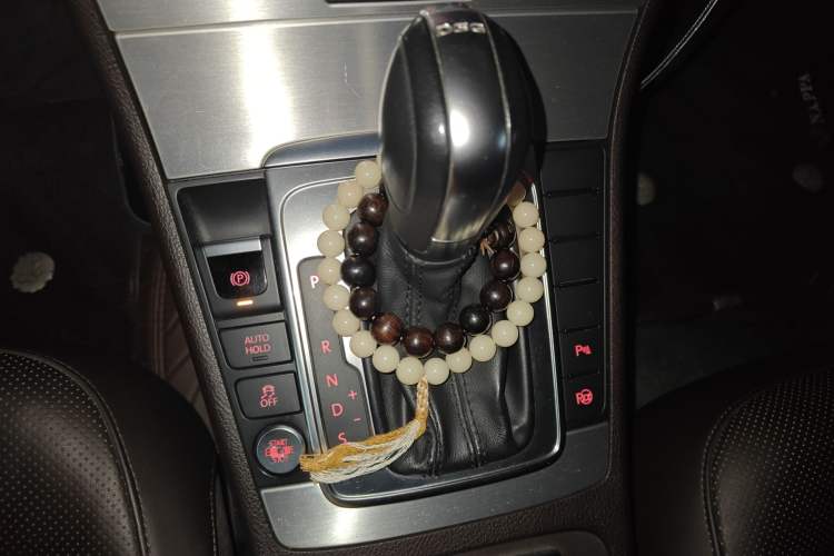 Used Volkswagen Magotan 2012 Travel Edition 2.0 TSI Luxury Version Gear Lever
