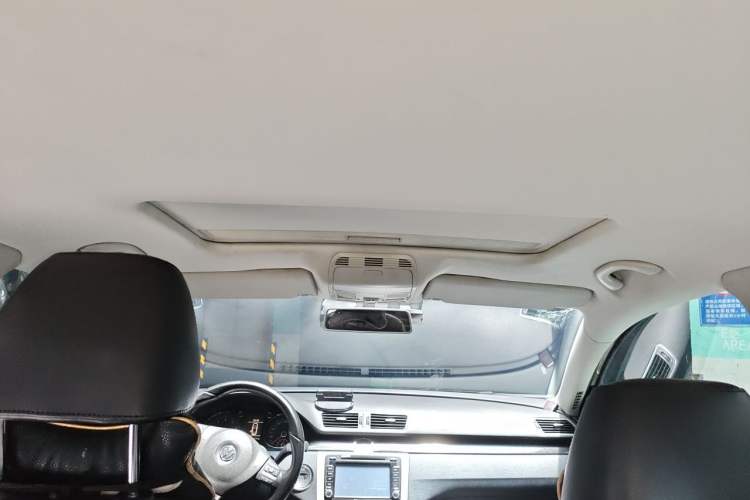 Used Volkswagen Magotan 2012 1.8TSI Comfort Model Headliner