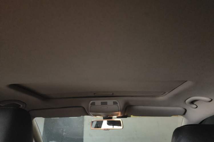 Used Volkswagen Magotan 2012 Facelift 1.8TSI Prestige Model Headliner