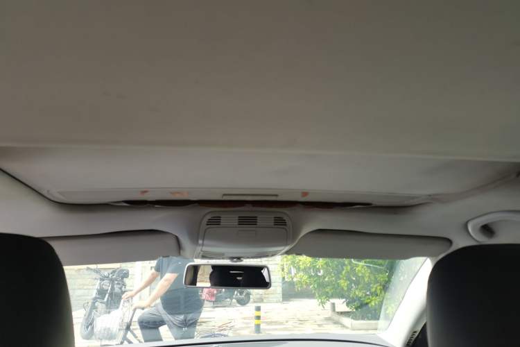 Used Volkswagen Magotan 2012 Revised 1.8TSI Luxury Version Headliner