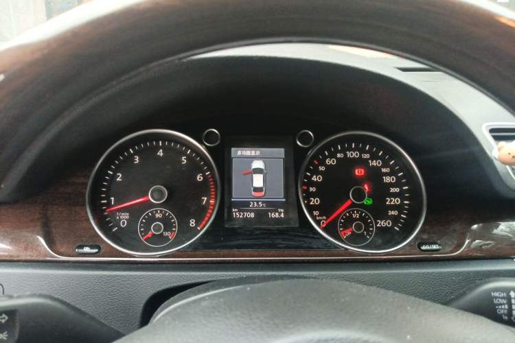 Used Volkswagen Magotan 2012 3.0 FSI Flagship Edition Instrument Cluster