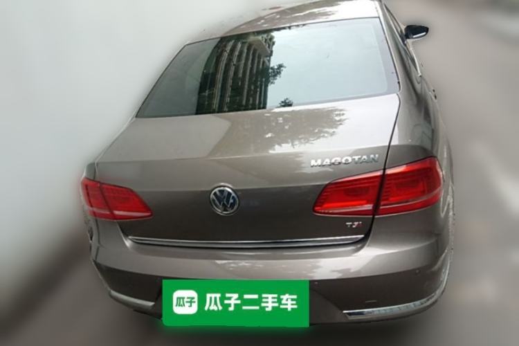 Used Volkswagen Magotan 2012 Revised 1.8TSI Luxury Version Rear
