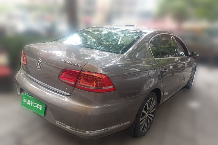 Used Volkswagen Magotan 2012 Revised Version 1.8TSI Leading Edition Rear Right 45 Deg