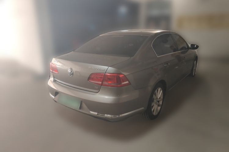Used Volkswagen Magotan 2012 Facelift 1.8TSI Prestige Model Rear Right 45 Deg
