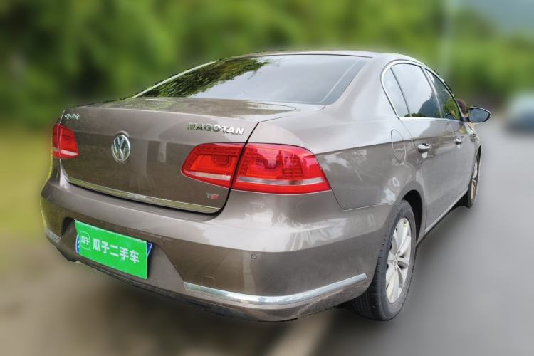 Used Volkswagen Magotan 2012 Revised Version 1.8TSI Leading Edition Rear Right 45 Deg