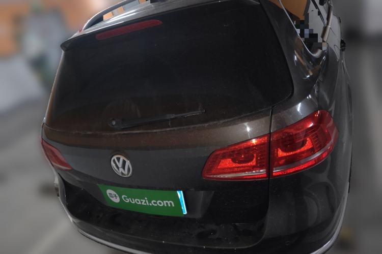 Used Volkswagen Magotan 2012 Travel Edition 2.0 TSI Luxury Version Rear