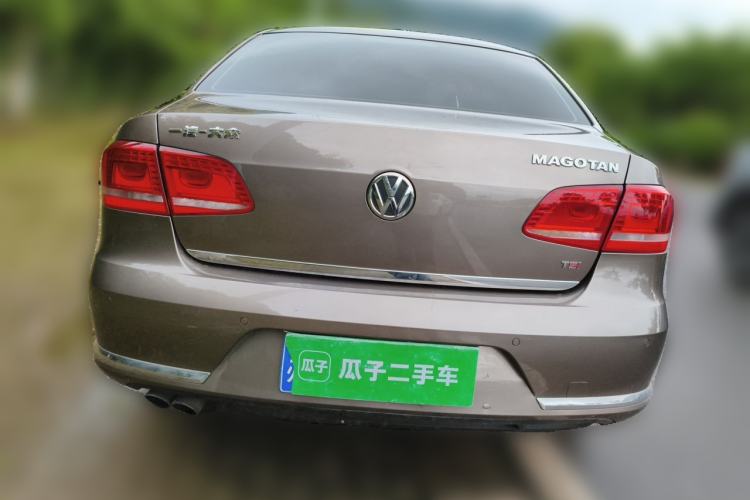 Used Volkswagen Magotan 2012 Revised Version 1.8TSI Leading Edition Rear