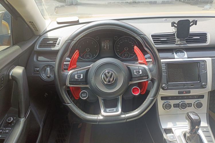 Used Volkswagen Magotan 2012 1.8TSI Prestige Model Steering Wheel