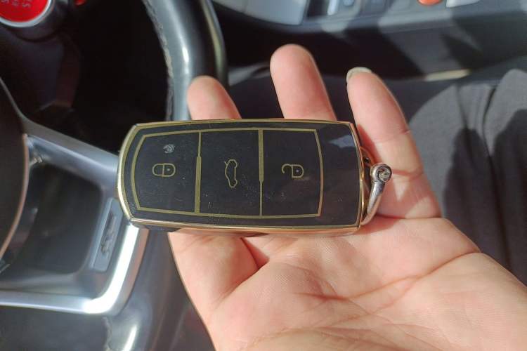 Used Volkswagen Magotan 2012 1.8TSI Prestige Model Vehicle Key