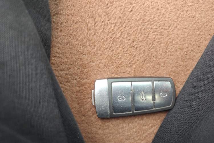 Used Volkswagen Magotan 2012 Facelift 1.8TSI Prestige Model Vehicle Key
