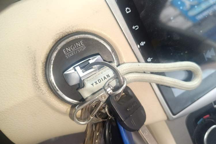 Used Volkswagen Magotan 2012 Revised Version 1.8TSI Leading Edition Vehicle Key