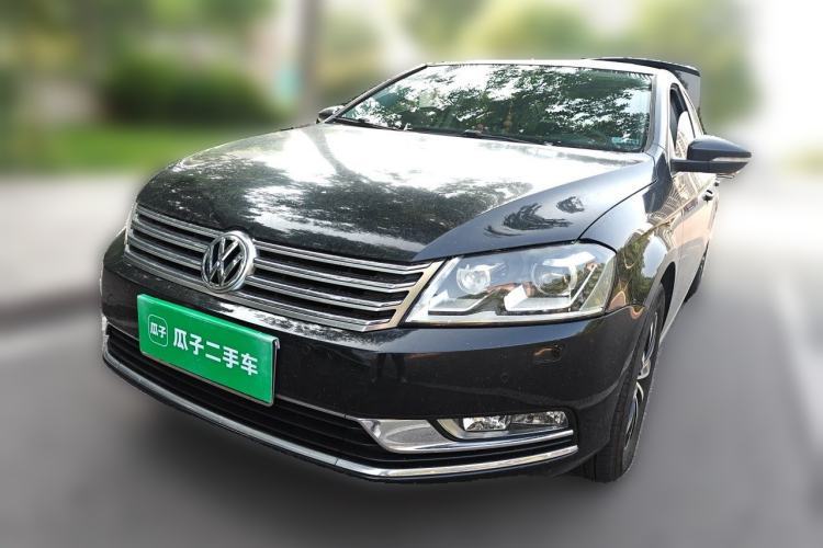 Used Volkswagen Magotan 2013 1.8TSI Luxury Model Guazi used car, China used car export, Used car for sale, Used cars, Cheapest cars for sale