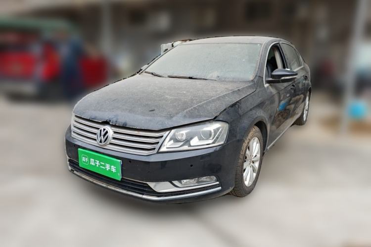 Used Volkswagen Magotan 2013 2.0 TSI Luxury Model Guazi used car, China used car export, Used car for sale, Used cars, Cheapest cars for sale
