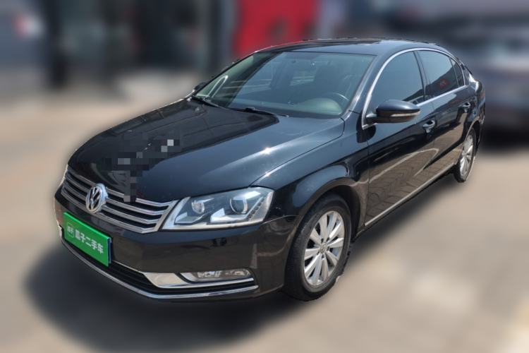 Used Volkswagen Magotan 2013 2.0 TSI Luxury Model Guazi used car, China used car export, Used car for sale, Used cars, Cheapest cars for sale