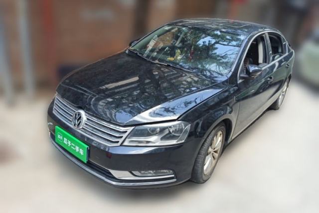 Ojetý Volkswagen Magotan 2013 1.8TSI Premier Model