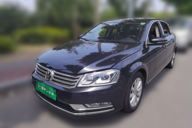 Used Volkswagen Magotan 2013 1.8TSI Luxury Model Guazi used car, China used car export, Used car for sale, Used cars, Cheapest cars for sale