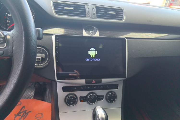 Used Volkswagen Magotan 2013 1.8TSI Luxury Model Audio And AC Panel