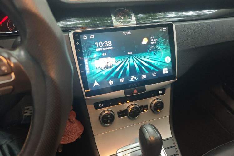 Used Volkswagen Magotan 2013 1.8TSI Luxury Model Audio And AC Panel