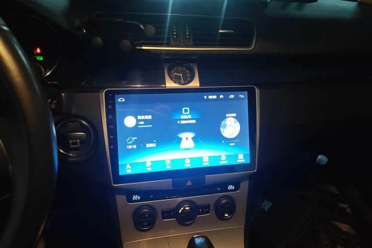 Used Volkswagen Magotan 2013 2.0 TSI Luxury Model Audio And AC Panel