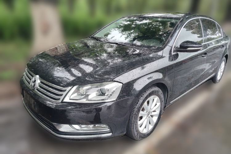 Used Volkswagen Magotan 2013 1.8TSI Luxury Model Guazi used car, China used car export, Used car for sale, Used  cars, Cheapest cars for sale