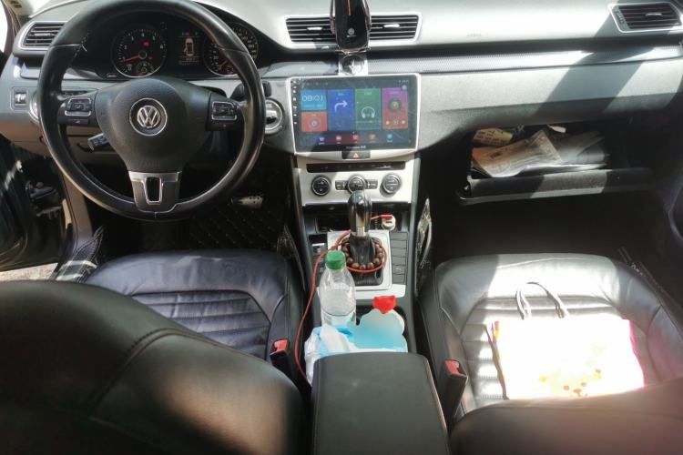 Used Volkswagen Magotan 2013 1.8TSI Luxury Model Center Console