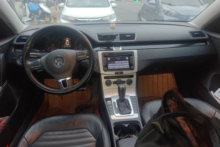 Used Volkswagen Magotan 2013 1.8TSI Luxury Model Center Console