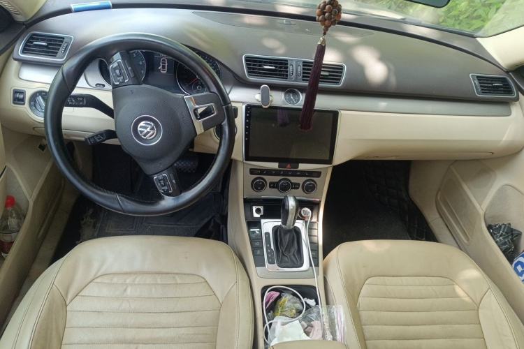 Used Volkswagen Magotan 2013 1.8TSI Luxury Model Center Console