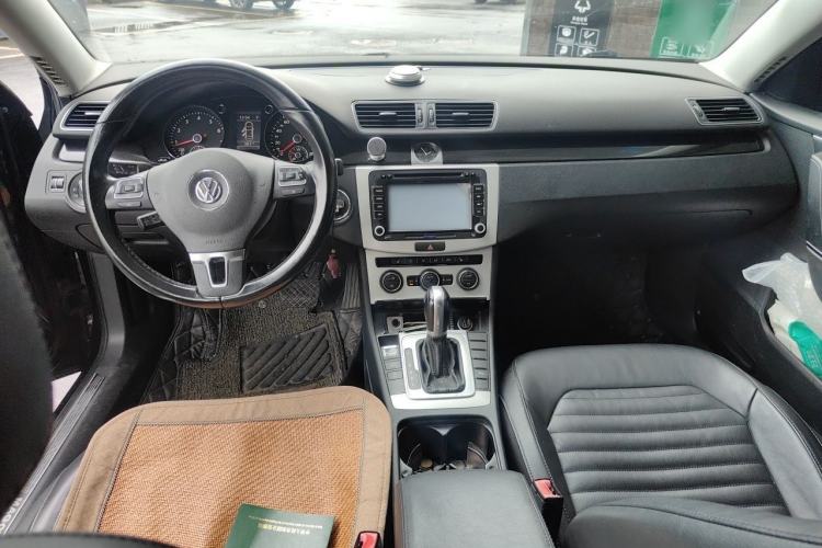 Used Volkswagen Magotan 2013 1.8TSI Luxury Model Center Console