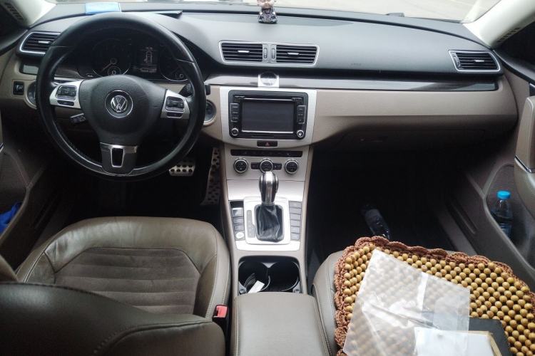 Used Volkswagen Magotan 2013 1.8TSI Luxury Model Center Console
