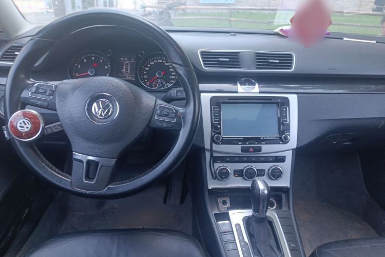 Used Volkswagen Magotan 2013 1.8TSI Luxury Model Center Console