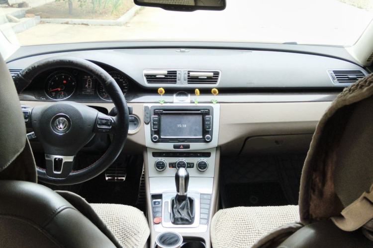 Used Volkswagen Magotan 2013 1.8TSI Prestige Model Center Console