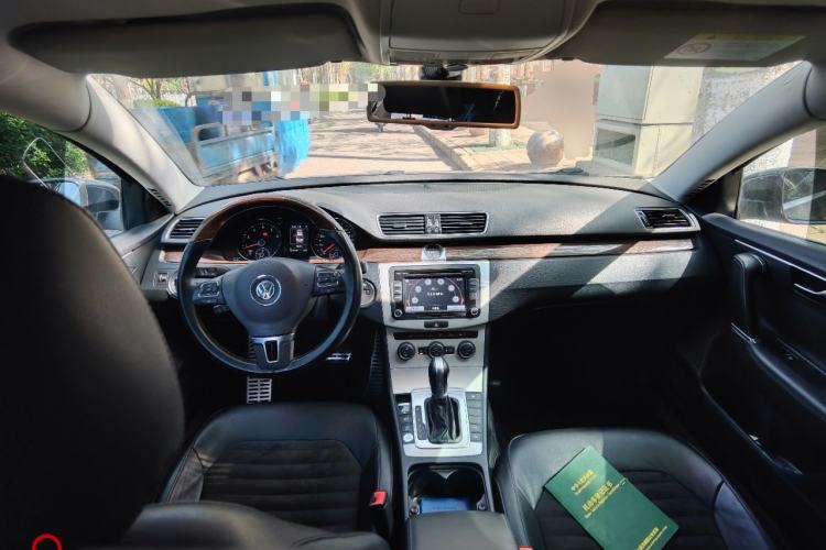 Used Volkswagen Magotan 2013 1.8TSI Prestige Model Center Console