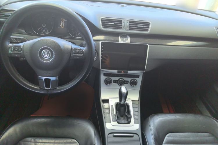 Used Volkswagen Magotan 2013 1.8TSI Luxury Model Center Console