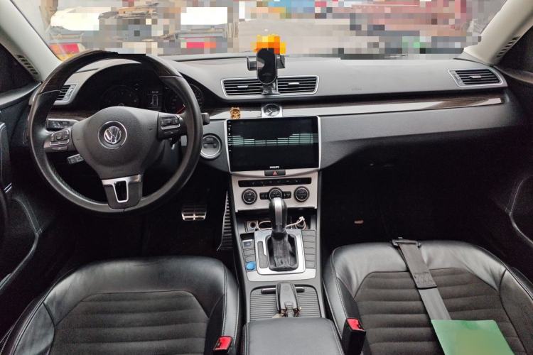 Used Volkswagen Magotan 2013 1.8TSI Prestige Model Center Console