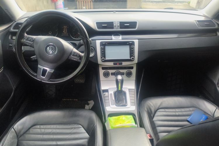 Used Volkswagen Magotan 2013 1.8TSI Luxury Model Center Console