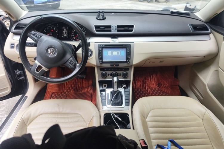 Used Volkswagen Magotan 2013 1.8TSI Luxury Model Center Console
