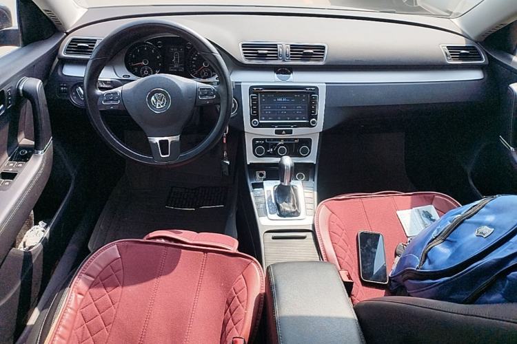 Used Volkswagen Magotan 2013 1.8TSI Premier Model Center Console
