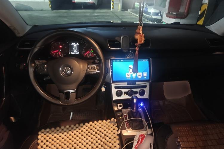 Used Volkswagen Magotan 2013 1.8TSI Premier Model Center Console