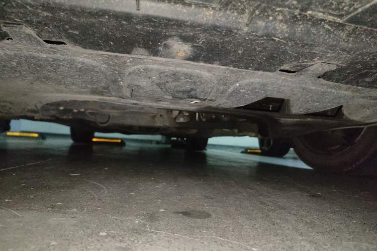 Used Volkswagen Magotan 2013 2.0 TSI Prestige Model Chassis Front