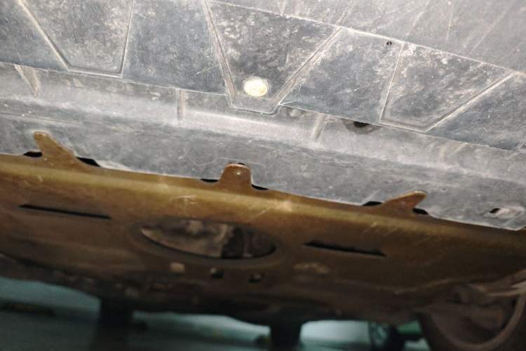 Used Volkswagen Magotan 2013 1.8TSI Premier Model Chassis Front