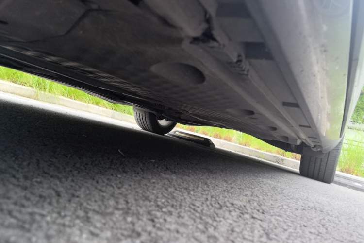 Used Volkswagen Magotan 2013 2.0 TSI Prestige Model Chassis Front Left