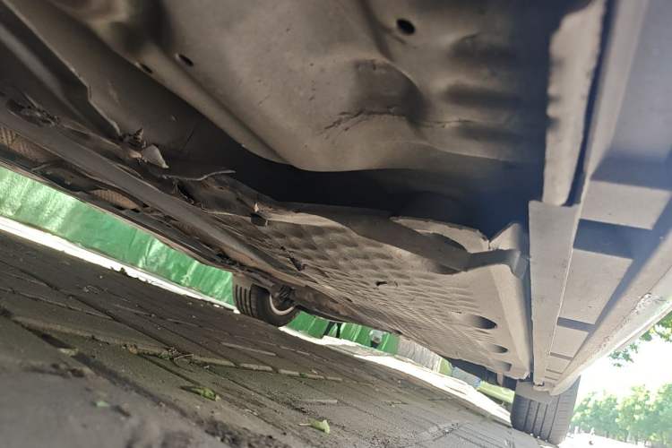Used Volkswagen Magotan 2013 2.0 TSI Luxury Model Chassis Front Left