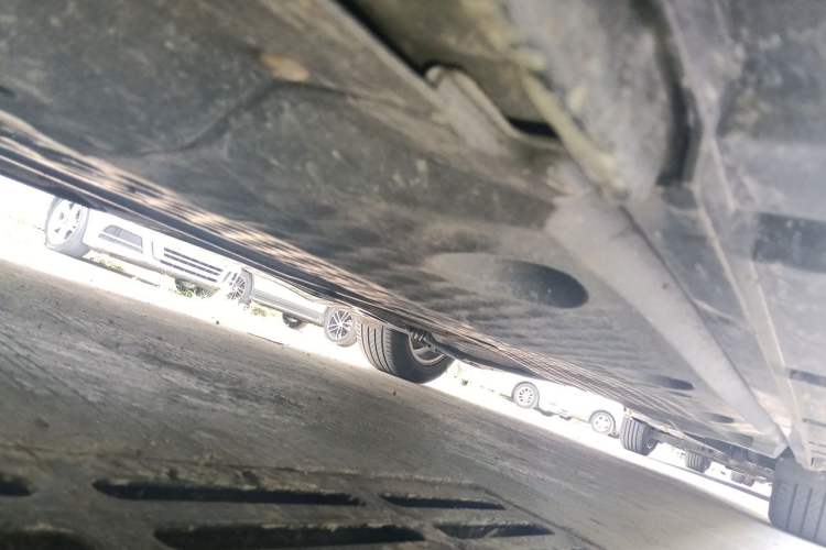 Used Volkswagen Magotan 2013 1.8TSI Premier Model Chassis Front Left