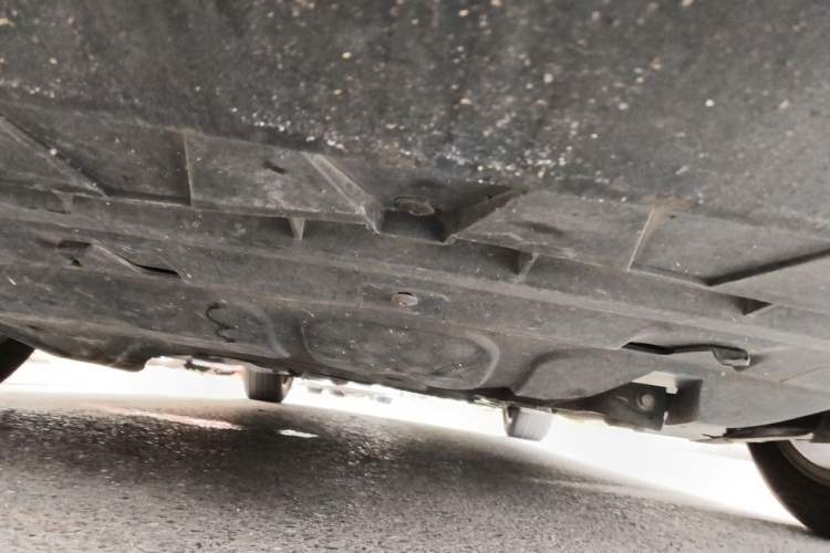 Used Volkswagen Magotan 2013 1.8TSI Luxury Model Chassis Front