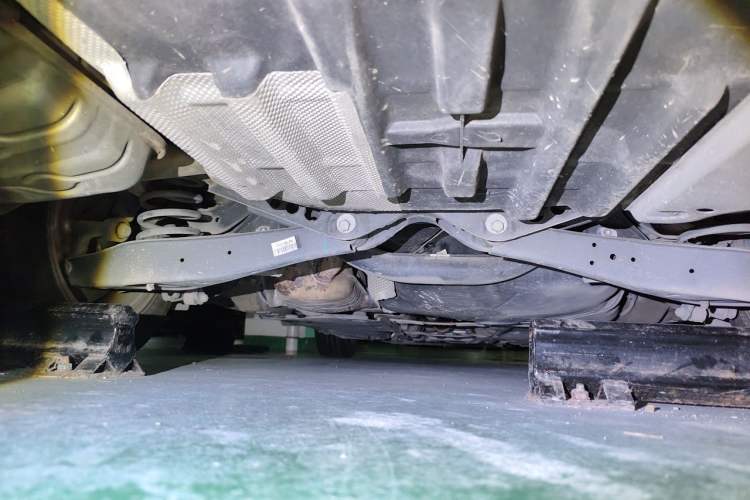 Used Volkswagen Magotan 2013 1.8TSI Premier Model Chassis Rear