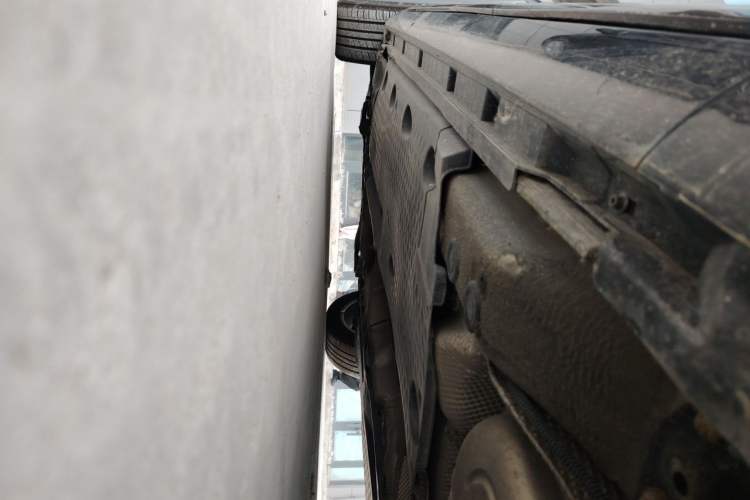 Used Volkswagen Magotan 2013 1.8TSI Premier Model Chassis Rear Left